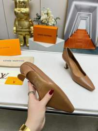 Picture of Louis Vuitton Shoes _SKULVsz35-41613615.5cmmnf0408